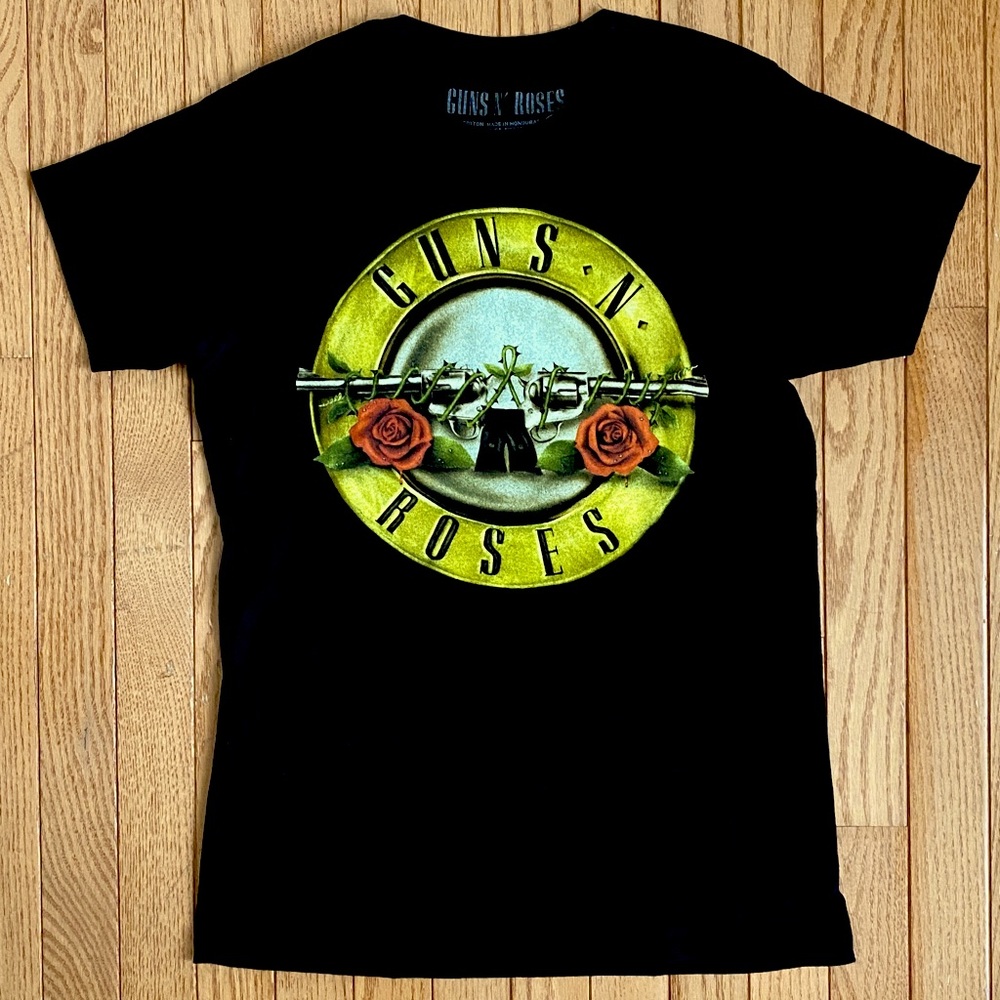 GUNS N ROSES Rock Band Logo Vintage Short Sleeve Graphic T-Shirt